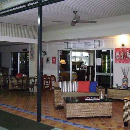 Bramston Beach Motel Экстерьер фото