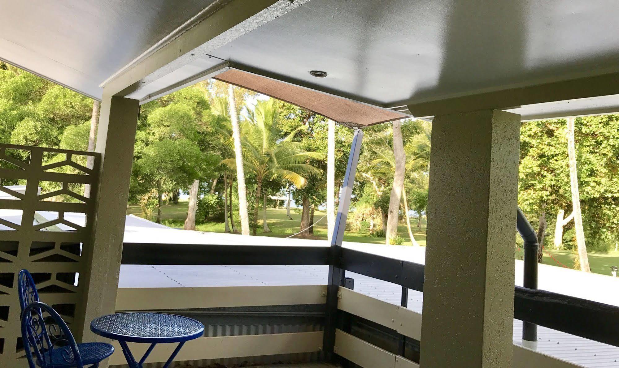 Bramston Beach Motel Экстерьер фото